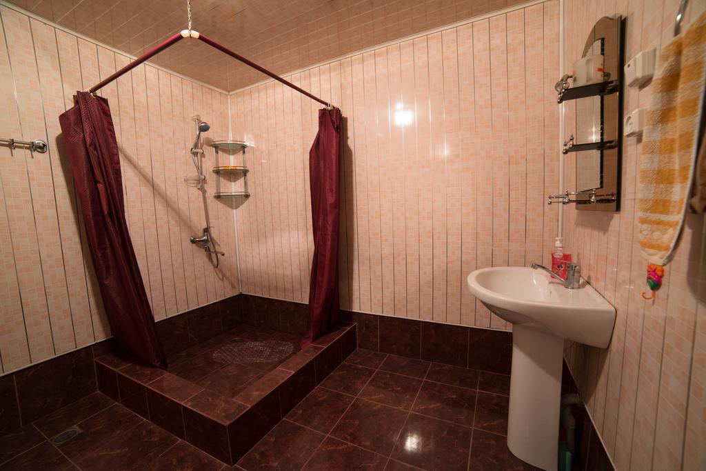Angisa Apartment Batumi Exterior photo